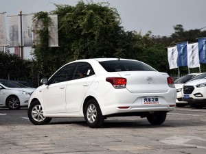推7款車型 北京現(xiàn)代新瑞納將于9月19日上市 推7款車型 北京現(xiàn)代新瑞納將于9月19日上市