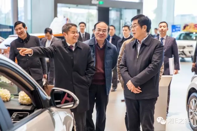 邵陽副市長(zhǎng)周國利現(xiàn)場(chǎng)調(diào)度天嬌國際汽車城項(xiàng)目建設(shè) 邵陽副市長(zhǎng)周國利現(xiàn)場(chǎng)調(diào)度天嬌國際汽車城項(xiàng)目建設(shè)