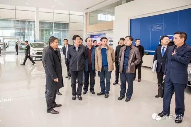 邵陽副市長(zhǎng)周國利現(xiàn)場(chǎng)調(diào)度天嬌國際汽車城項(xiàng)目建設(shè) 邵陽副市長(zhǎng)周國利現(xiàn)場(chǎng)調(diào)度天嬌國際汽車城項(xiàng)目建設(shè)